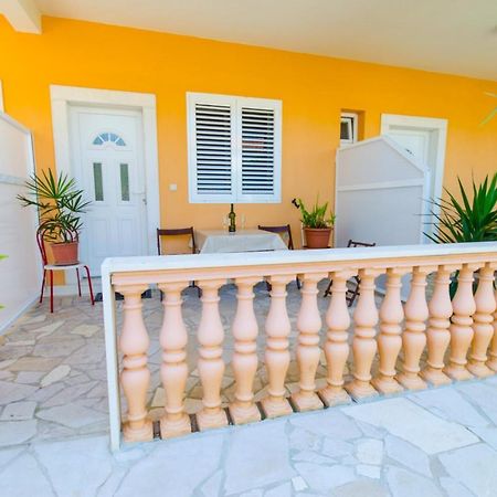 Apartments Ivana トロギール エクステリア 写真