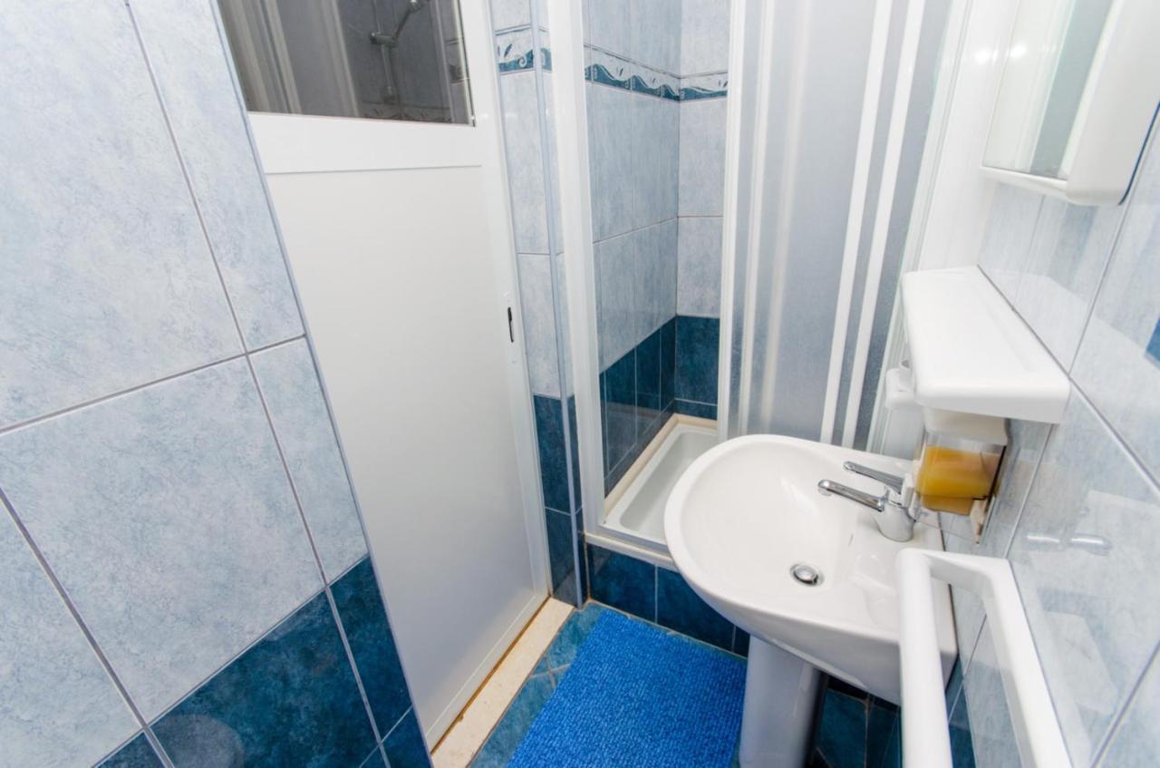 Apartments Ivana トロギール エクステリア 写真