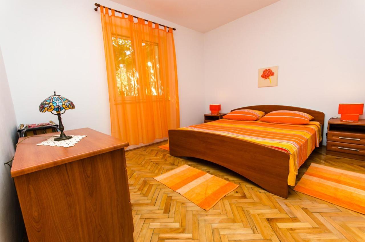 Apartments Ivana トロギール エクステリア 写真