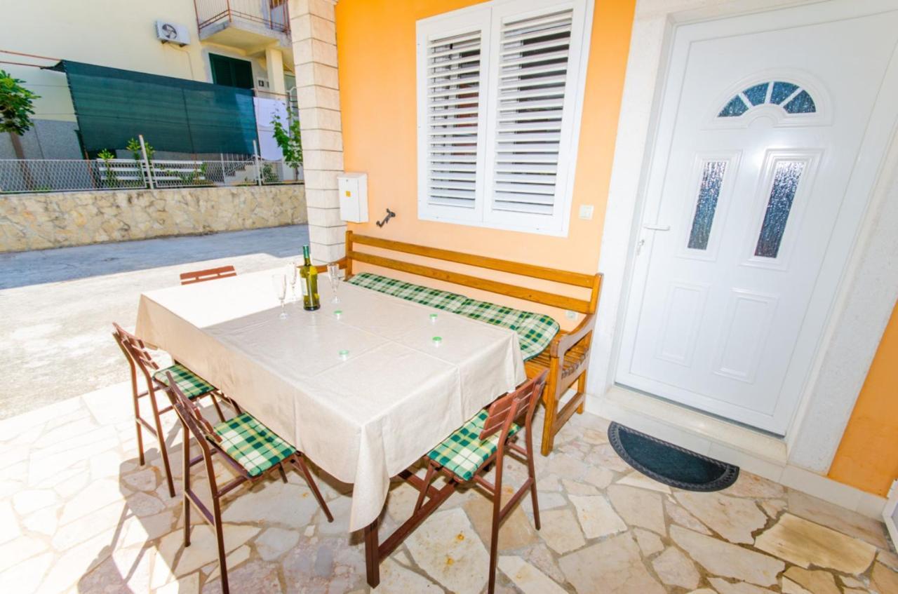 Apartments Ivana トロギール エクステリア 写真